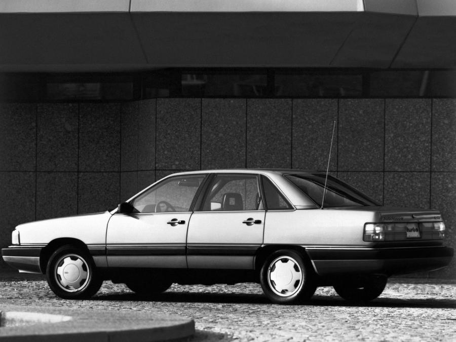  Audi 5000S Turbo 1984 года  (фото 4 из 10)